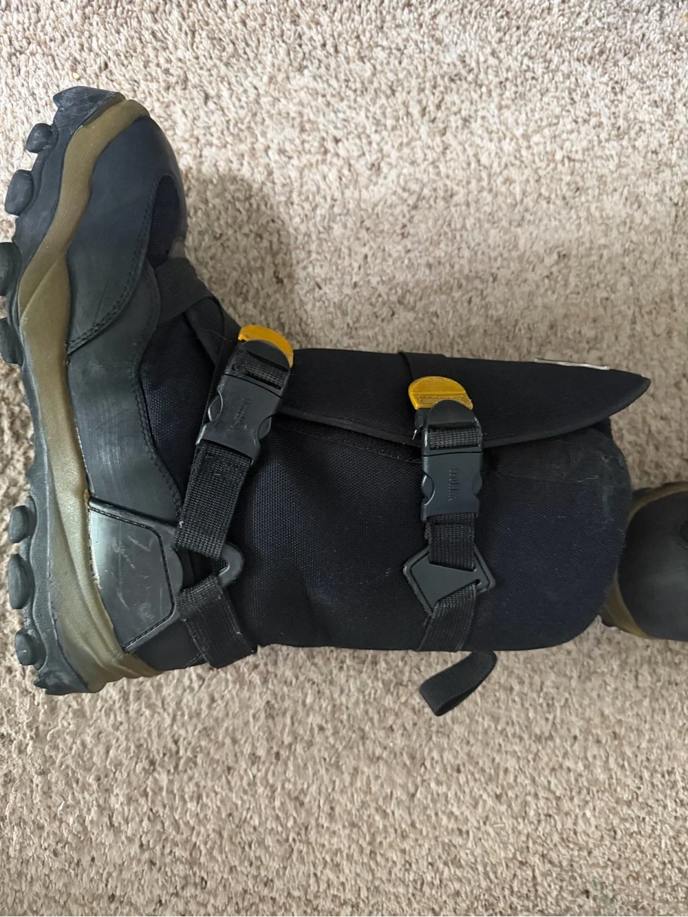 Ski-Doo Trukk Black Snowmobile Boots Size 11 Yellow Accents
